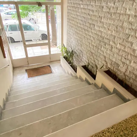 Dante Apartment